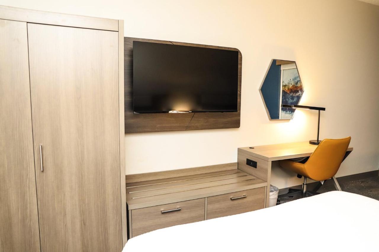 Holiday Inn Express & Suites Donegal By Ihg מראה חיצוני תמונה