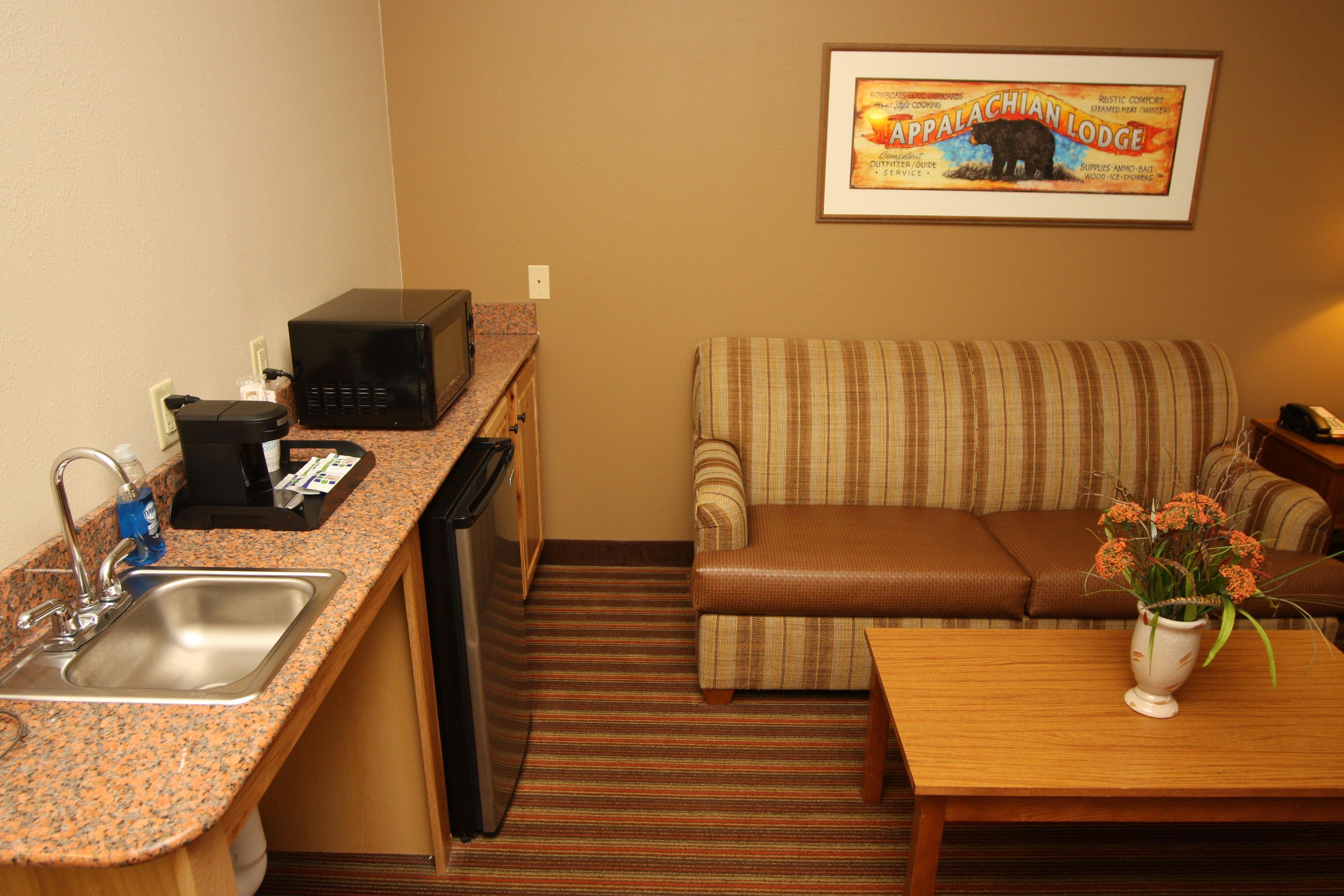 Holiday Inn Express & Suites Donegal By Ihg מראה חיצוני תמונה
