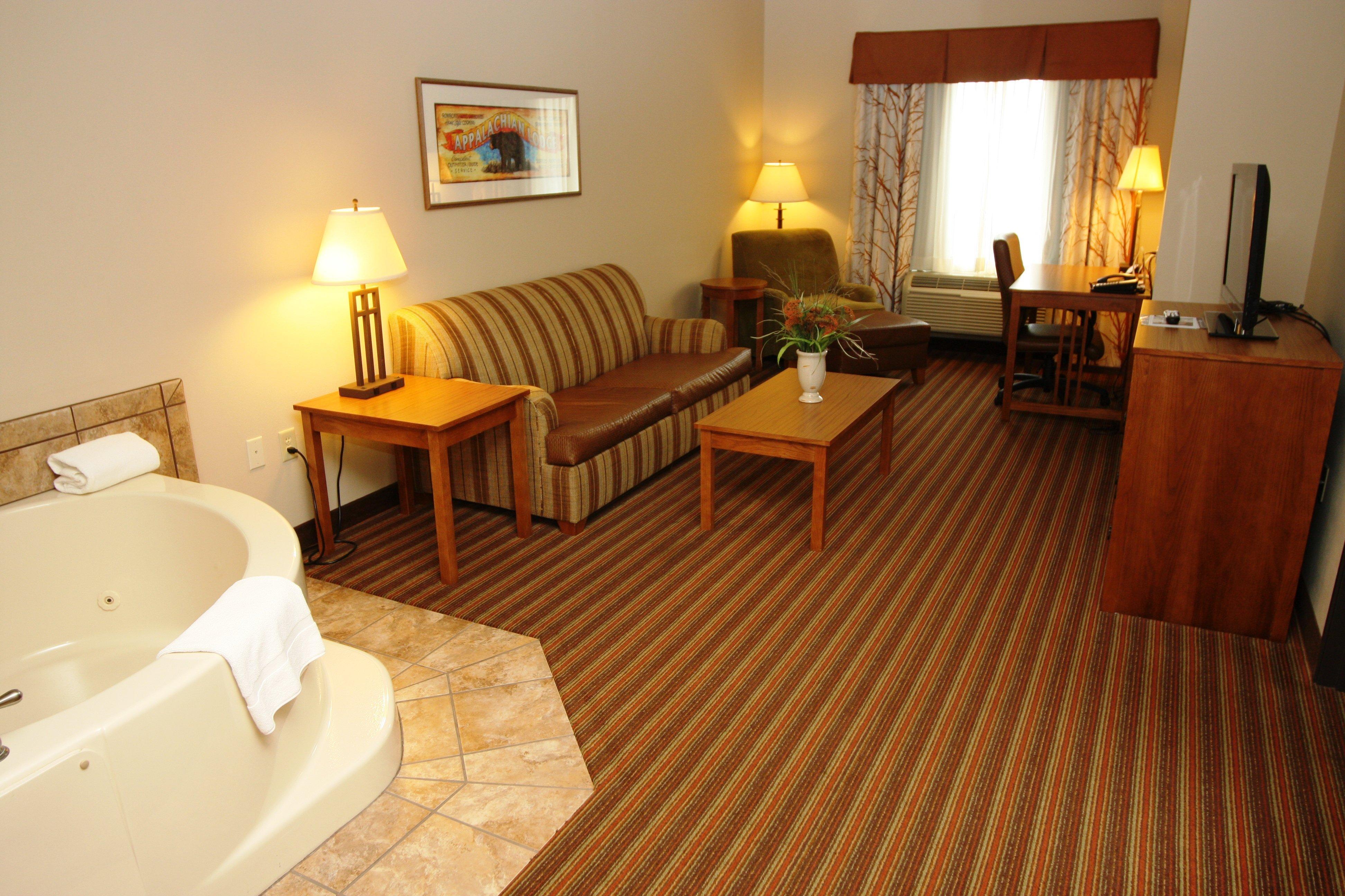 Holiday Inn Express & Suites Donegal By Ihg מראה חיצוני תמונה