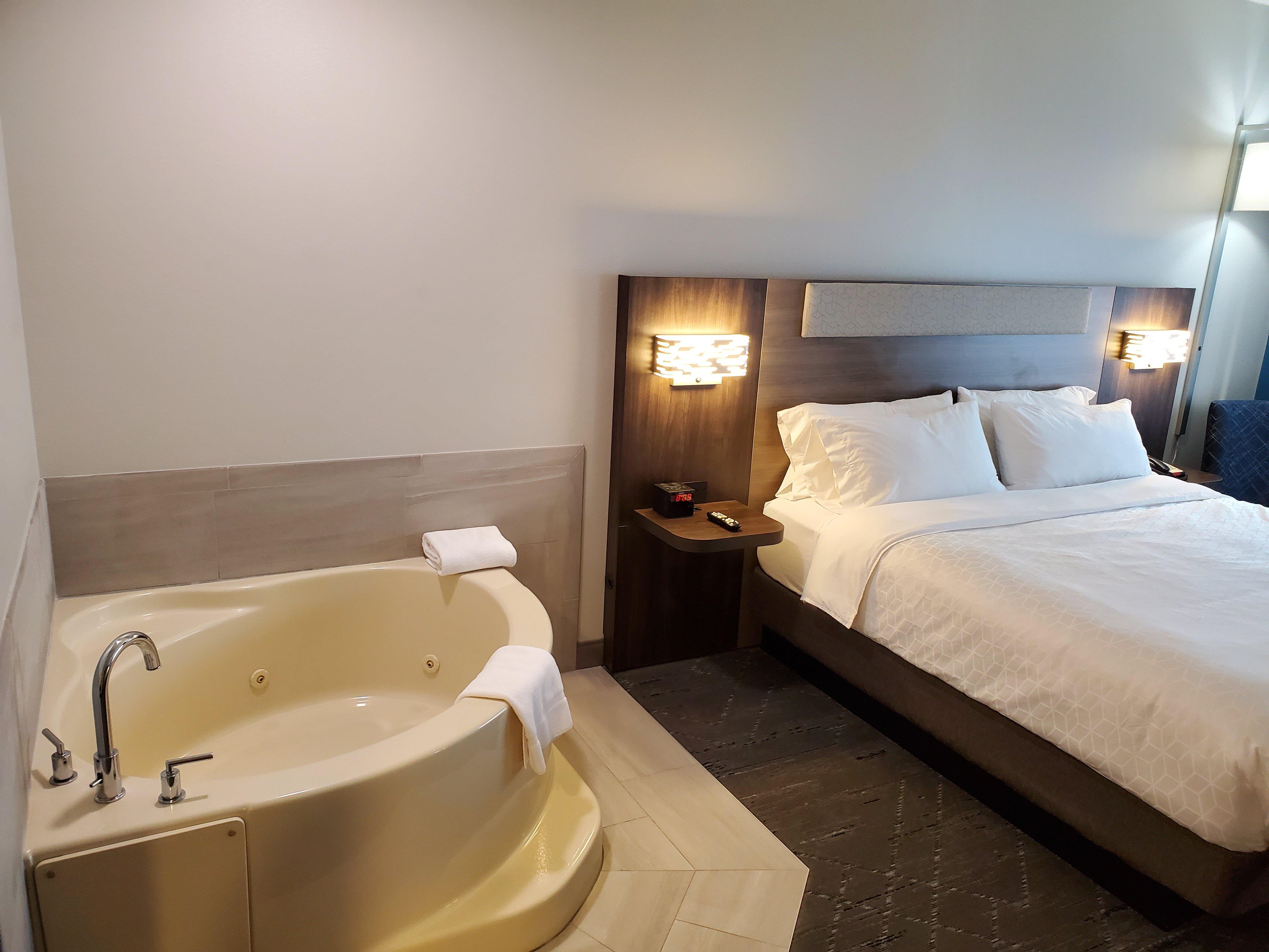Holiday Inn Express & Suites Donegal By Ihg מראה חיצוני תמונה